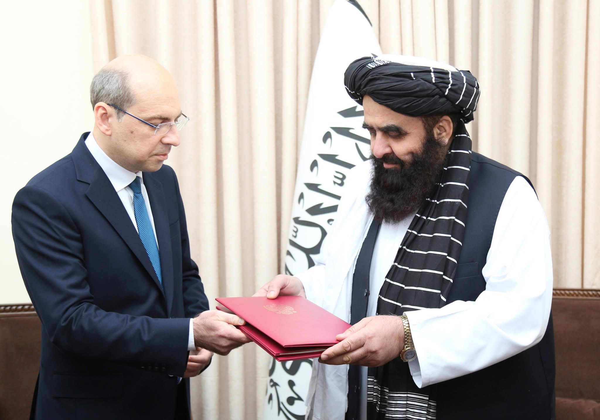Taliban_russia01